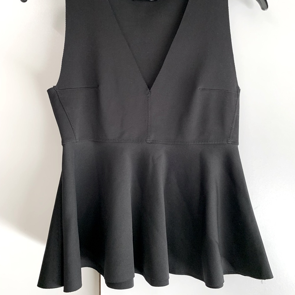 Zara Women fitted Black Tank with ruffle bottom